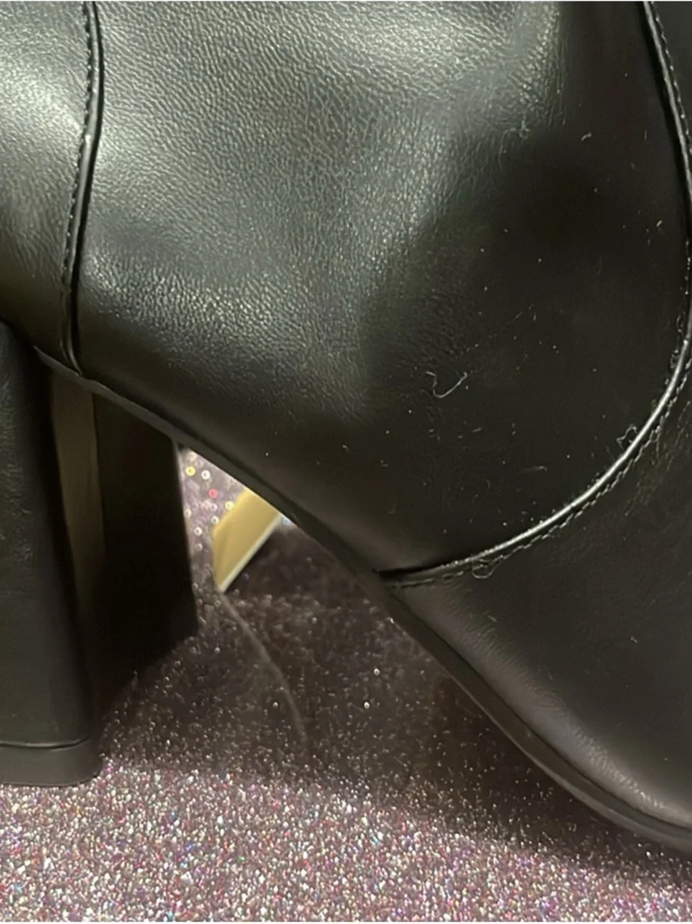 MADDEN NYC -Women's Black Ankle Booties with Comfort Foam Insoles size 9